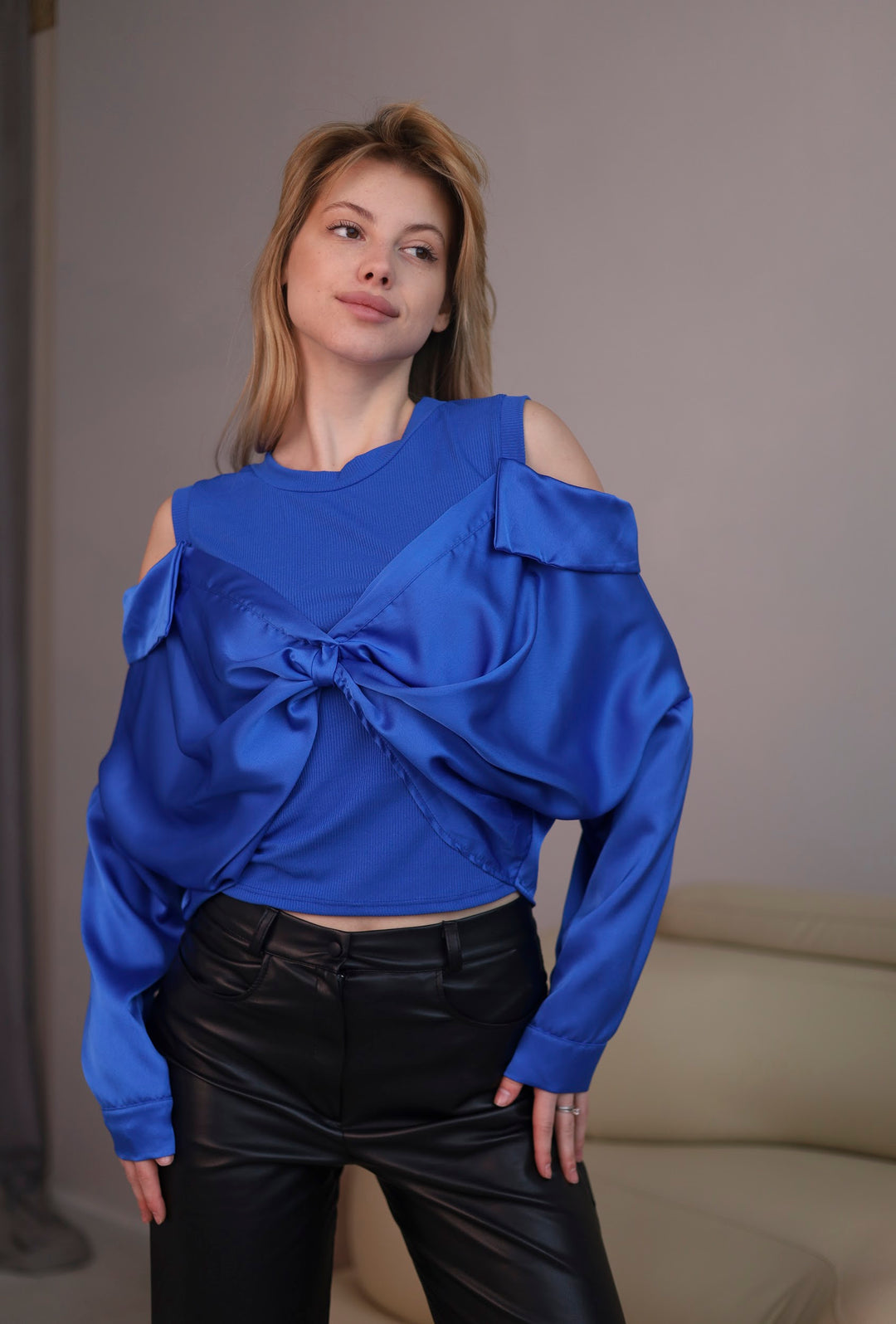 Blue blouse