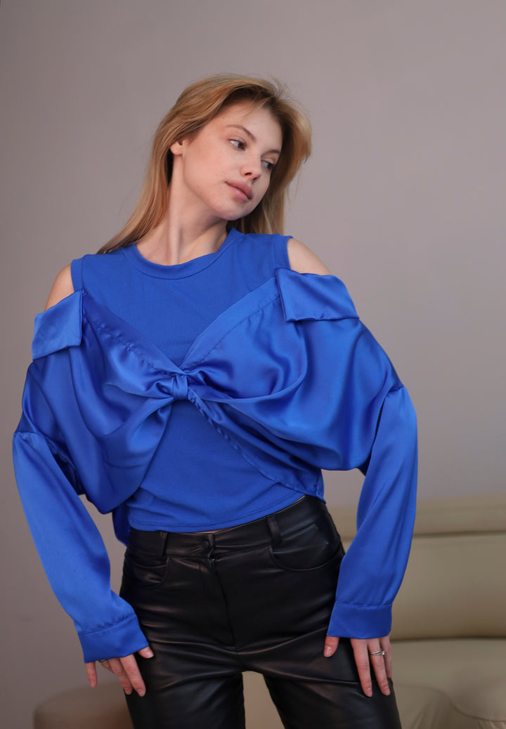 Blue blouse