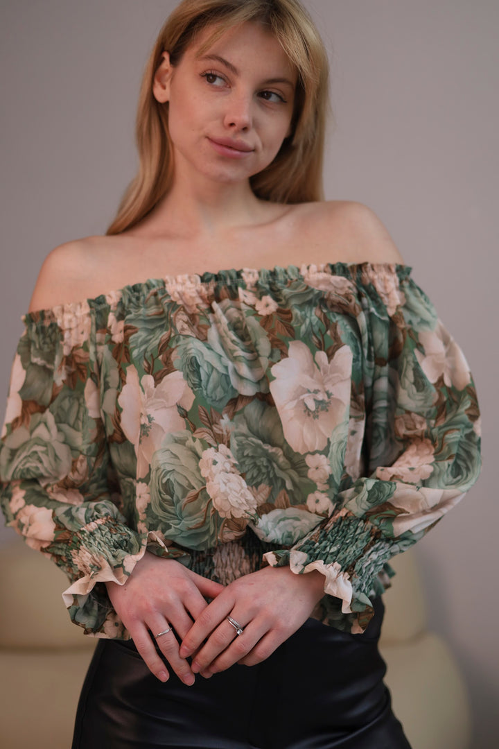 Floral Puff shoulder blouse