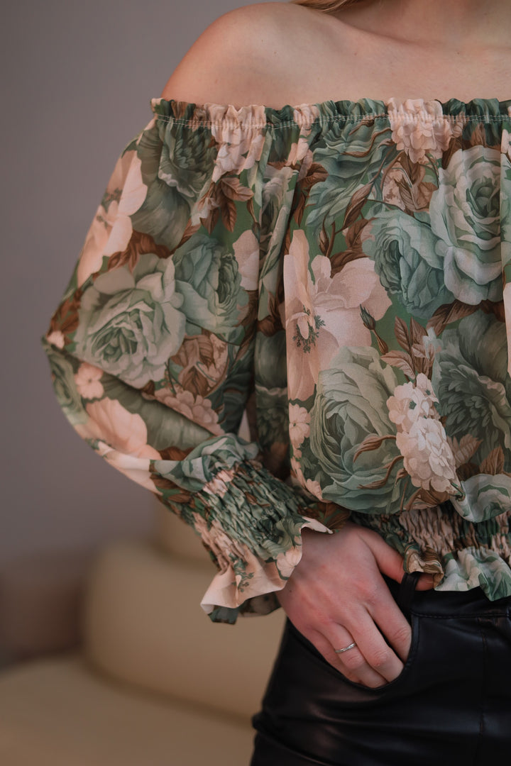 Floral Puff shoulder blouse