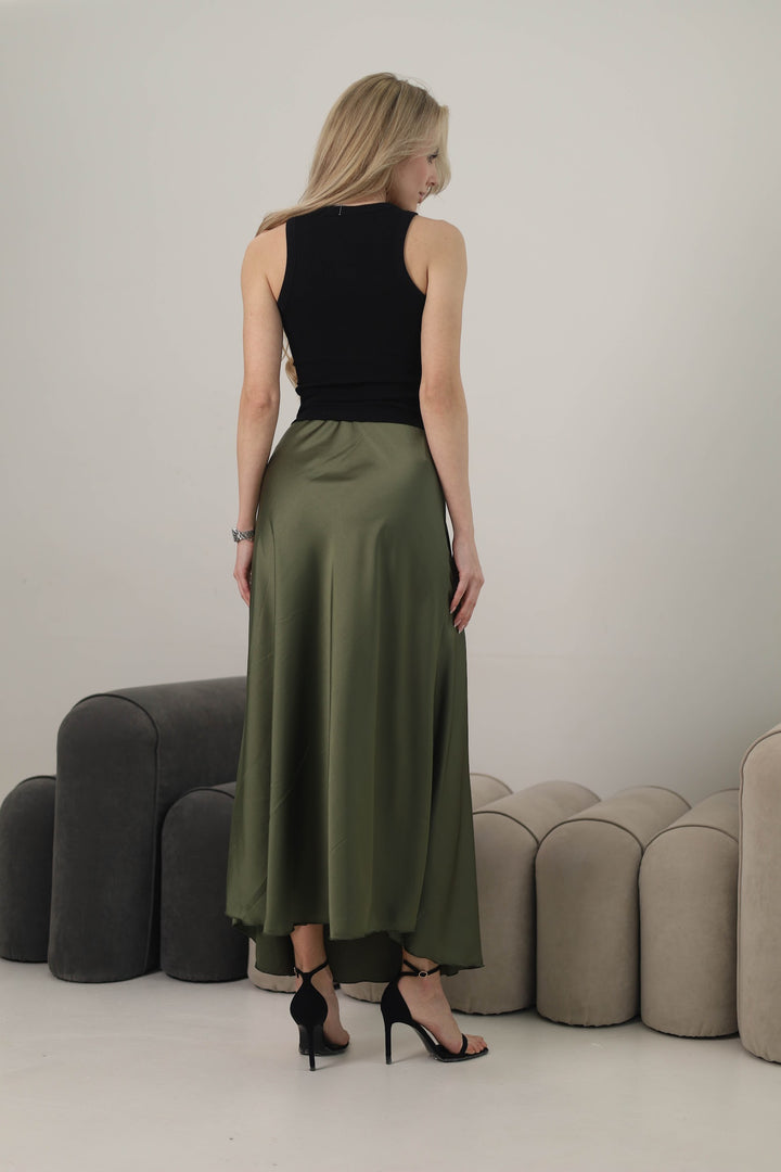 khaki skirt