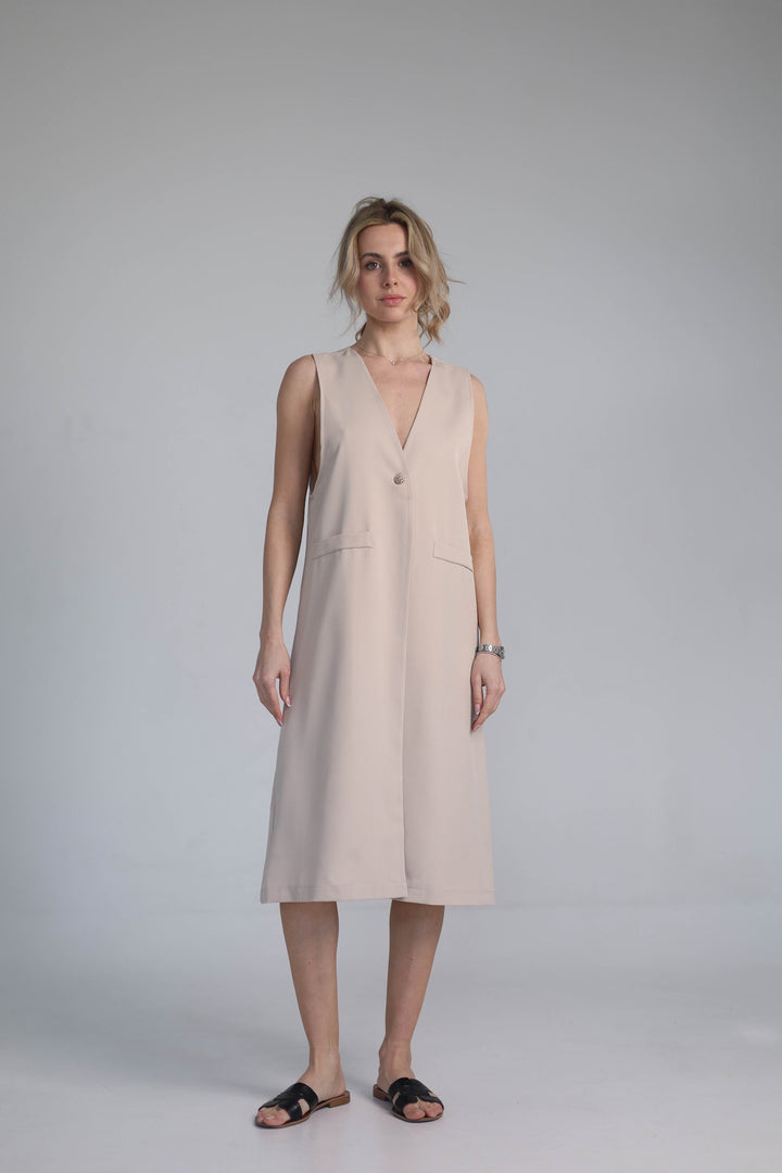 Sand-colored sleeveless maxi dress