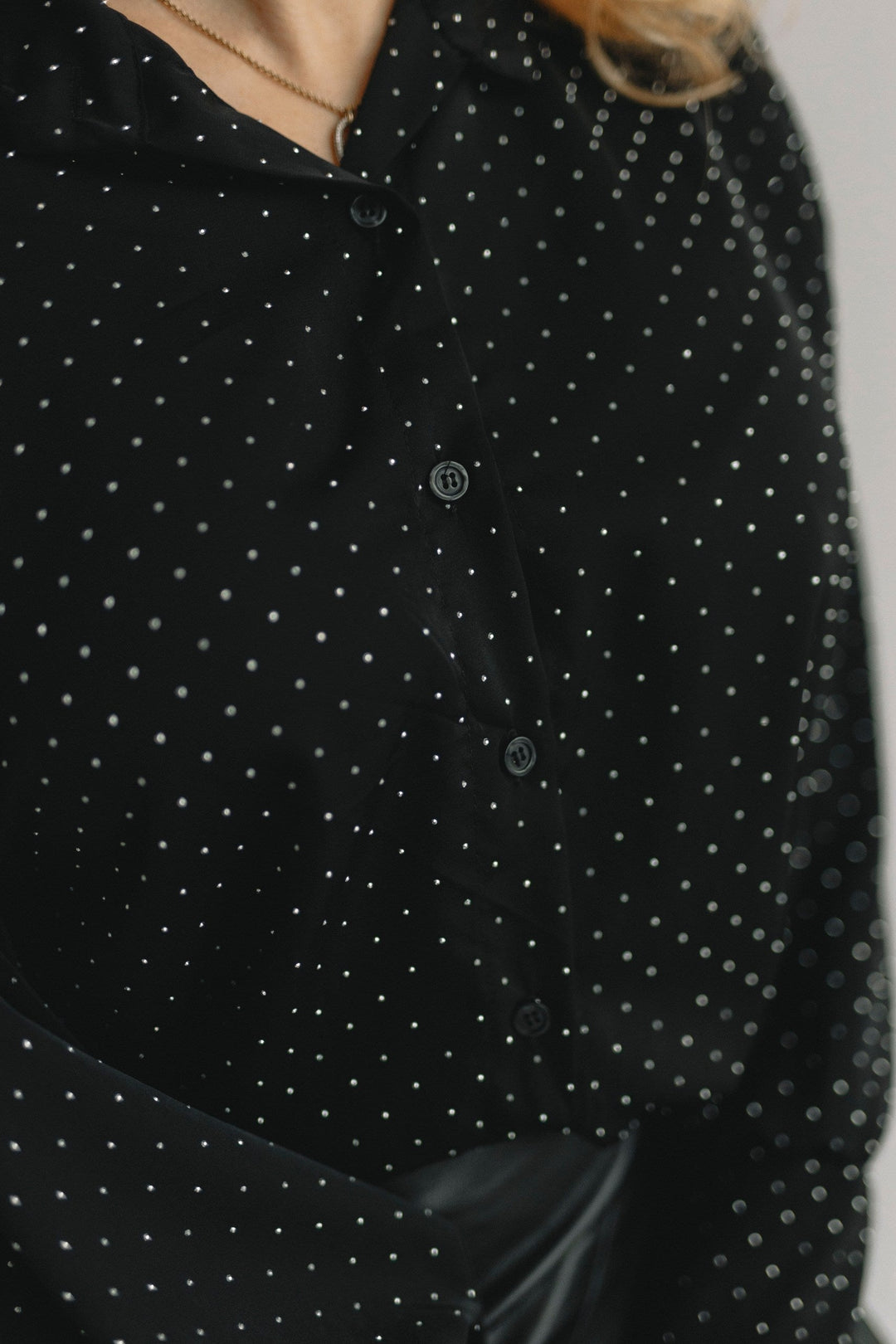 BLUSE MIT STRASS STEIN