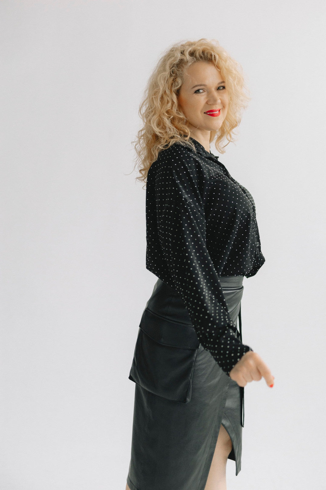 BLUSE MIT STRASS STEIN